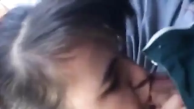 Sevgilisi ateşli Özbek hatuna ağızla zevk veriyor.