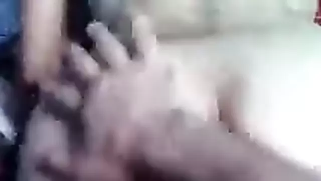 Adam, sulu götlü Özbek kızı sikişle dağıttı.